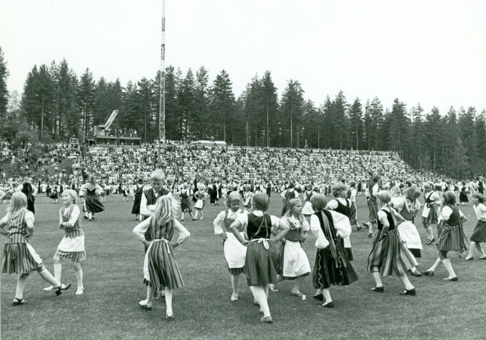 Karjalaiset kesäjuhlat Imatralla 1977.